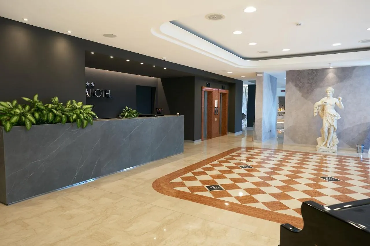 Hotel Omnia Noventa di Piave 4*,