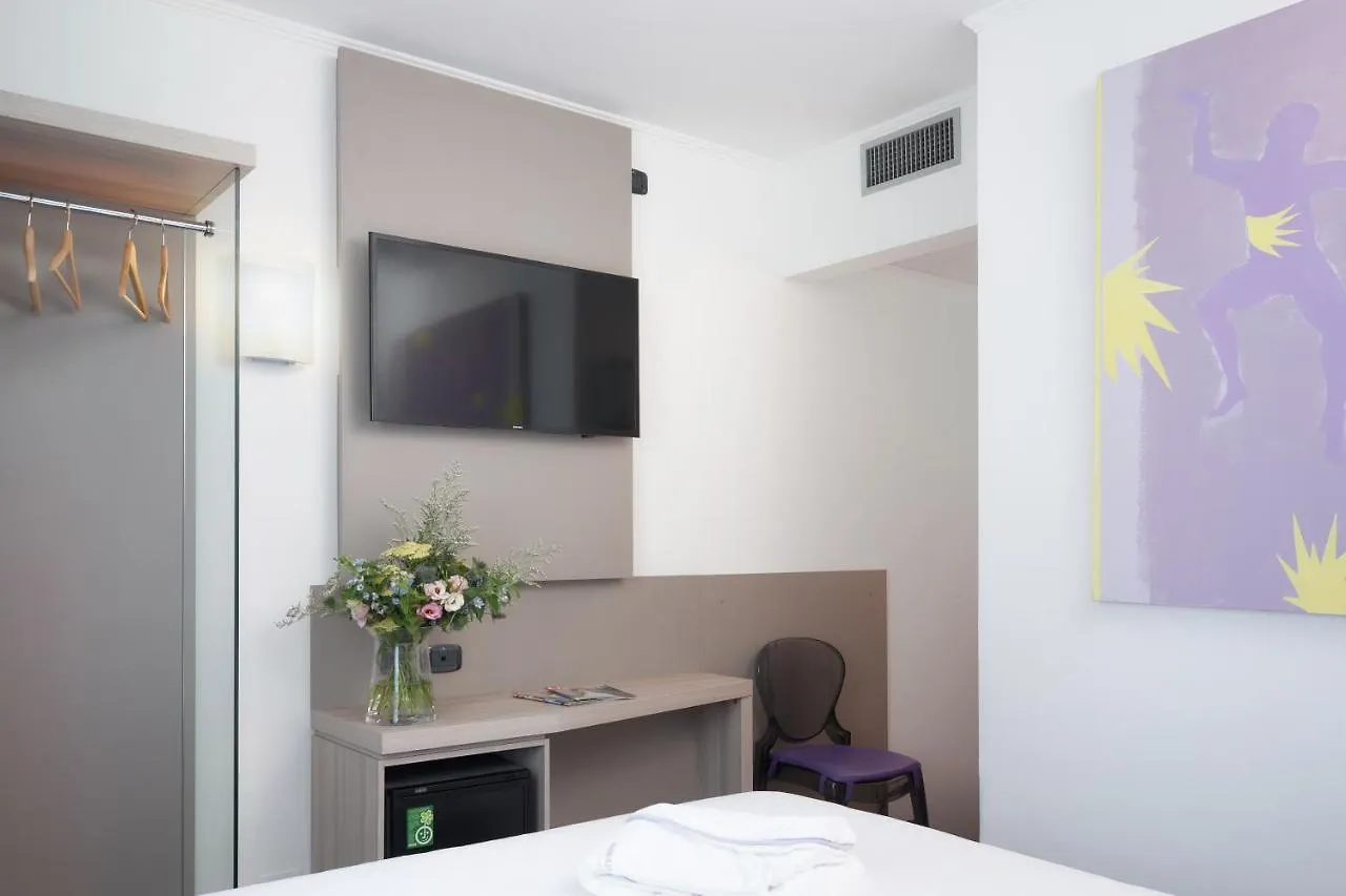 Hotel Omnia Noventa di Piave 4*,  Italy