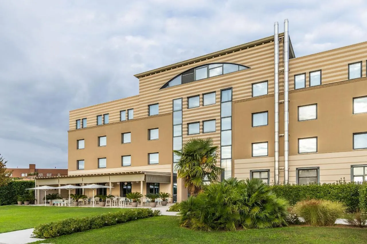 Hotel Omnia location
